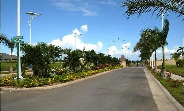 הוילה Ocho Rios Under The Palms וילה
