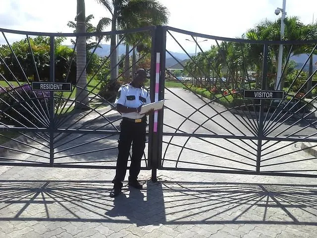 וילה הוילה Ocho Rios Under The Palms